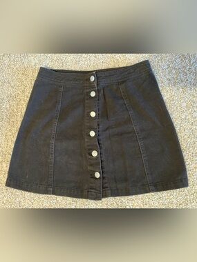 Sans Souci Black Front-Button Mini Skirt
